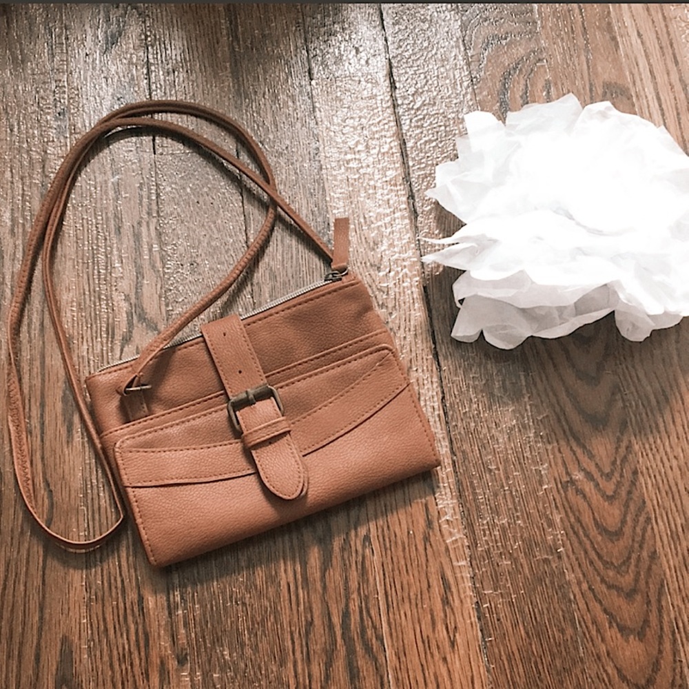 Crossbody purse